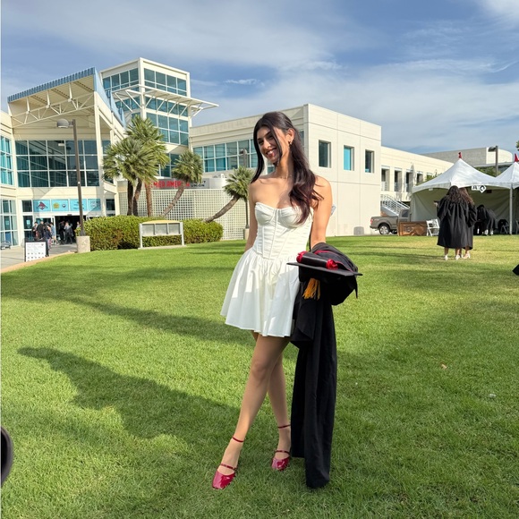House of CB White Mini Corset Dress - Picture 2 of 6